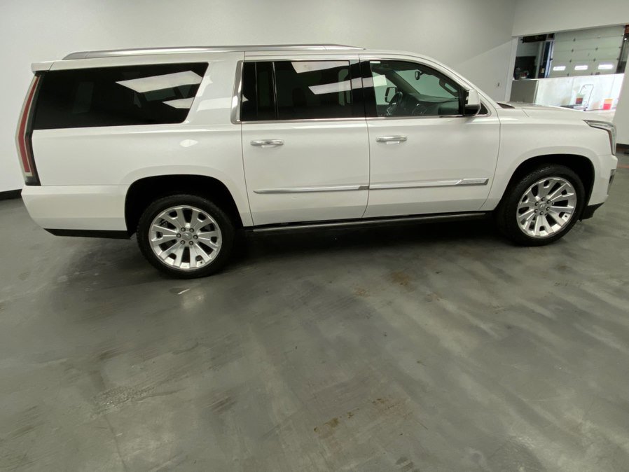 Used 2016 Cadillac Escalade ESV Premium image 7