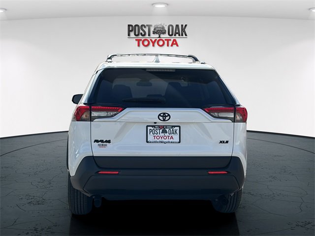 New 2025 Toyota RAV4 XLE image 6