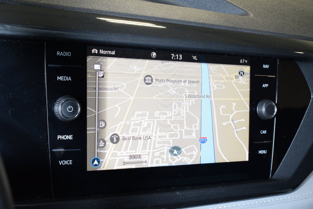 Used 2023 Volkswagen Taos SEL AWD/4WD image 5