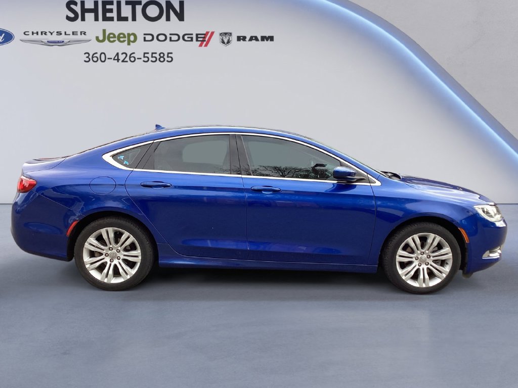 Used 2016 Chrysler 200 Limited w/ Anniversary Edition FWD image 5