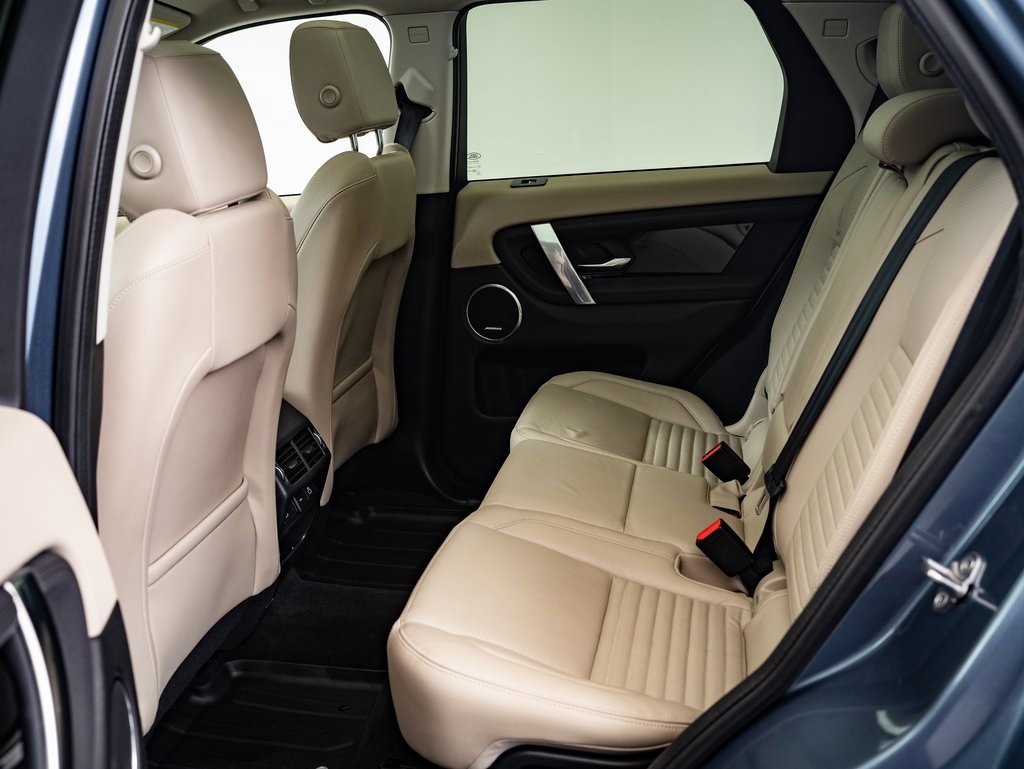 Used 2022 Land Rover Discovery Sport SE image 33