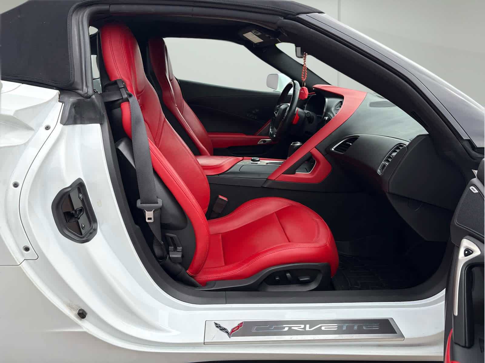 Used 2019 Chevrolet Corvette Stingray Convertible Z51 2LT RWD image 12