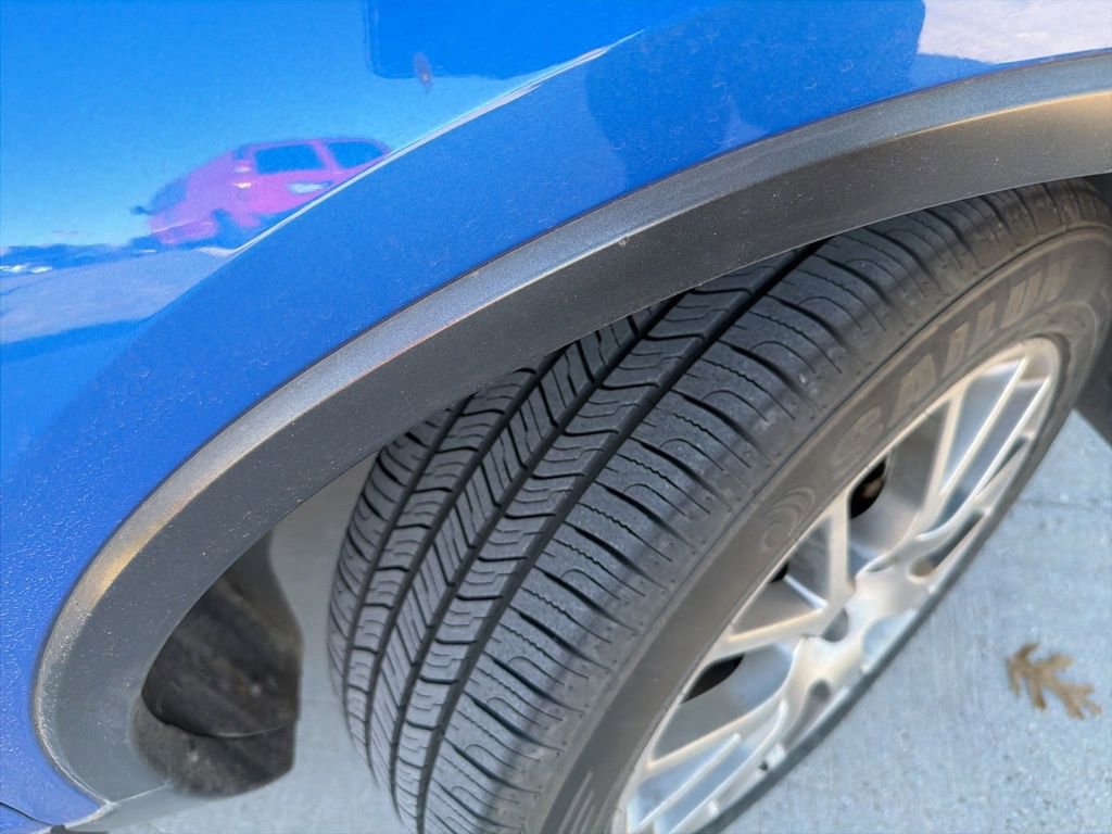 Used 2018 Buick Encore Sport Touring image 5