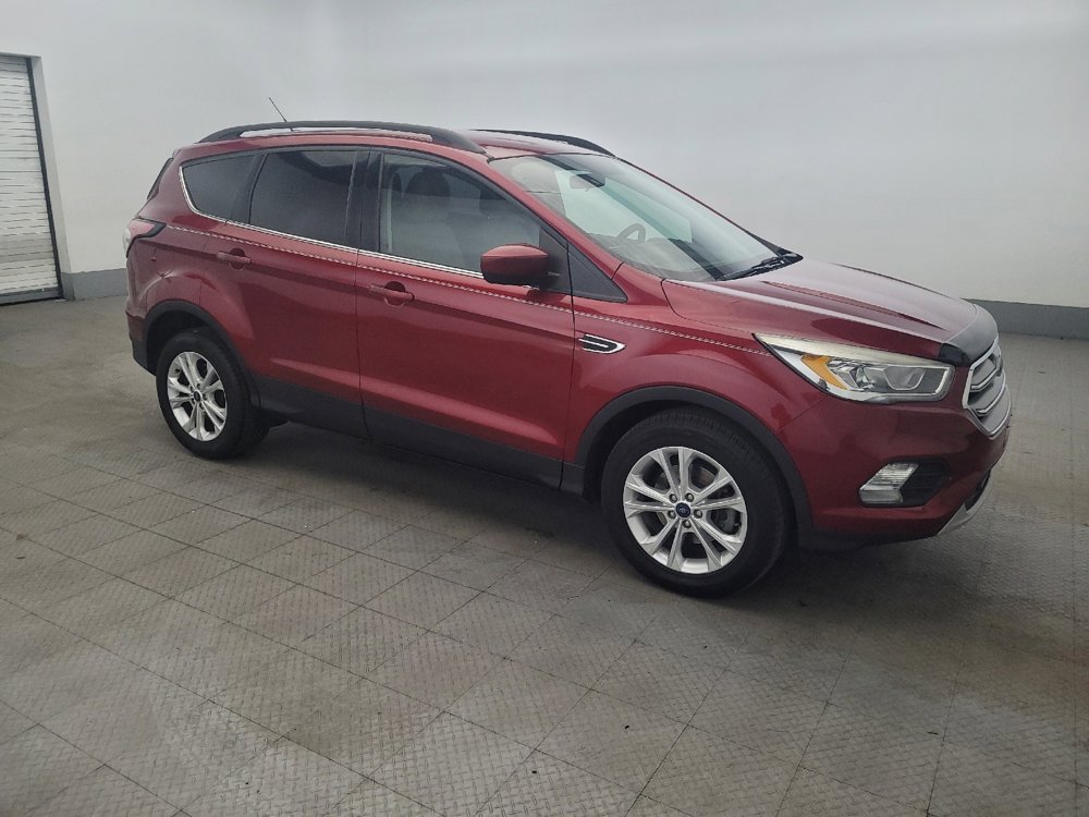 Used 2017 Ford Escape SE w/ Equipment Group 201A FWD image 11