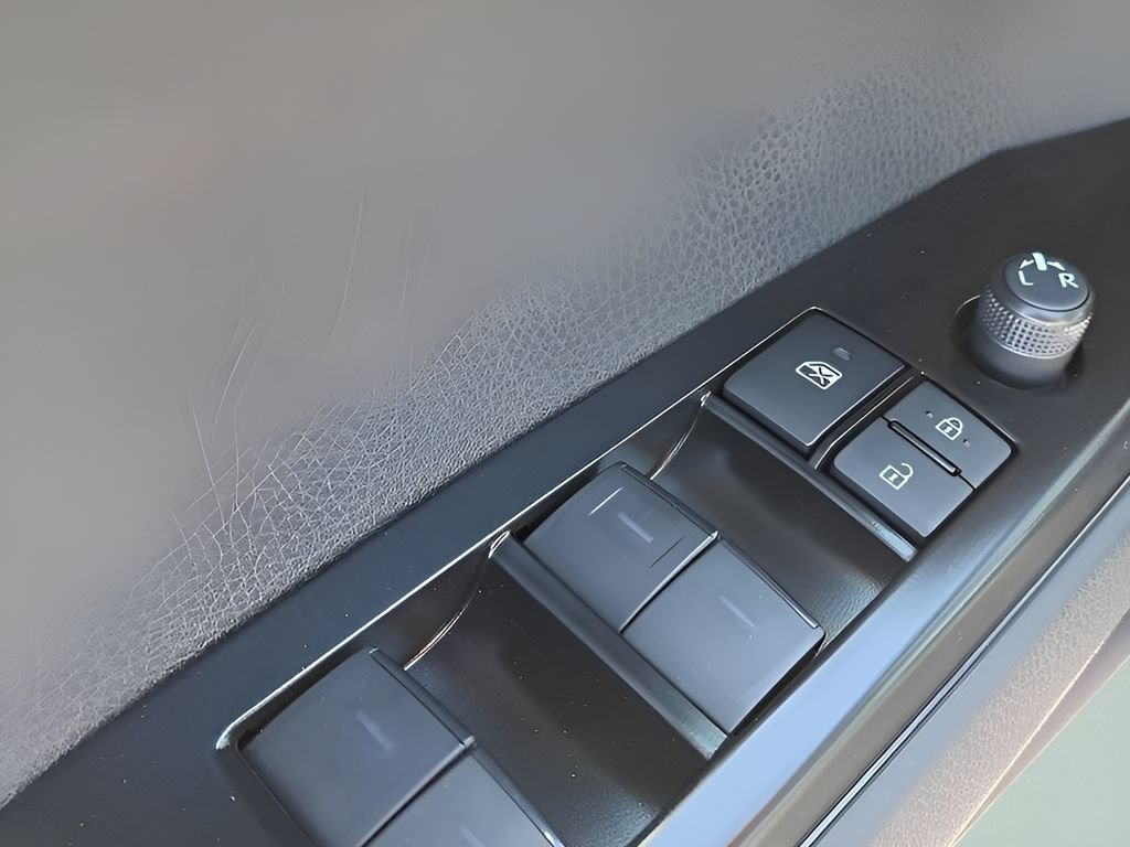 New 2026 Toyota Camry LE w/ Convenience Package FWD image 13