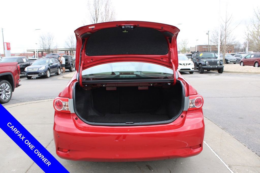 Used 2013 Toyota Corolla LE image 9