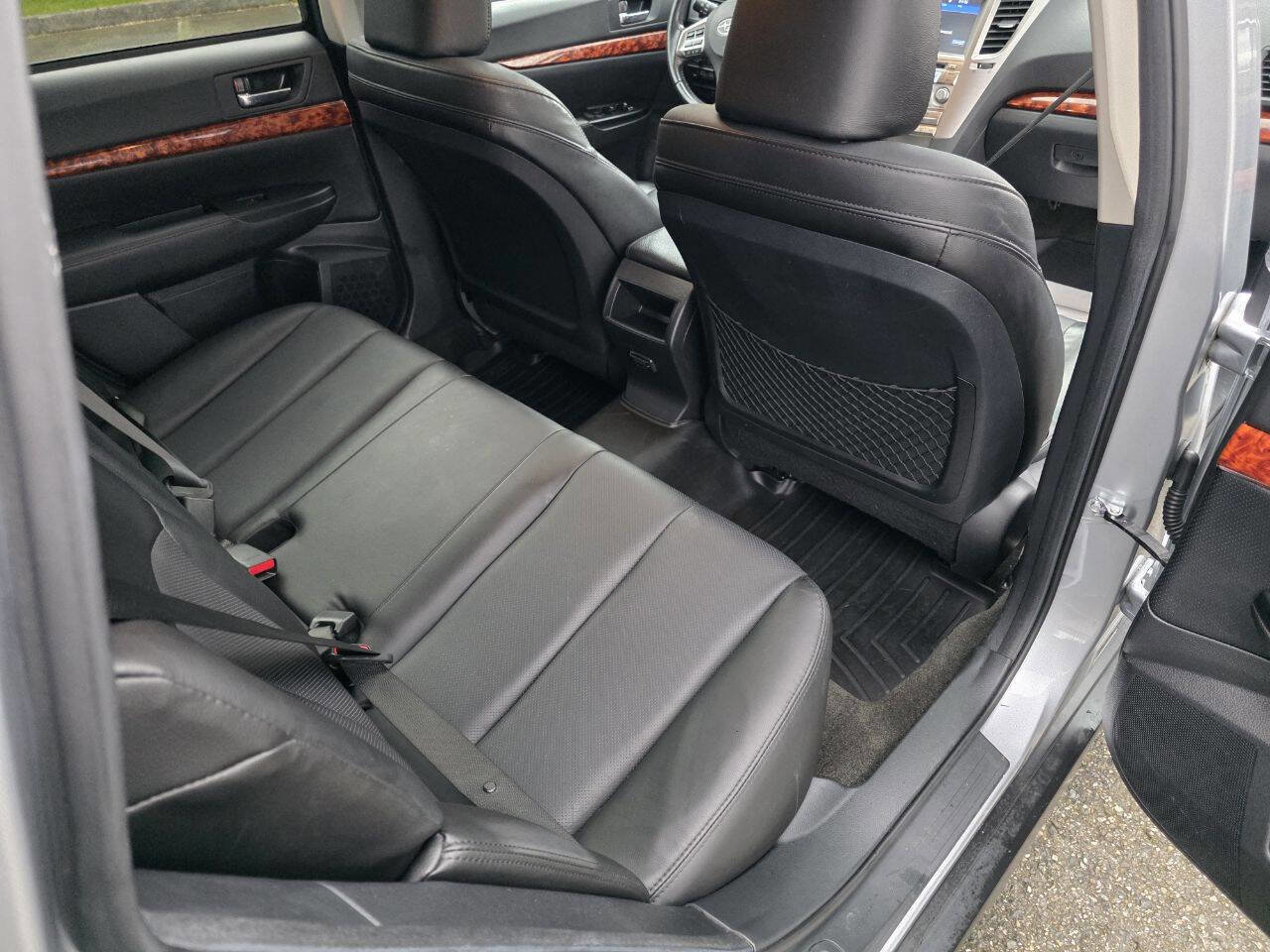 Used 2012 Subaru Outback 3.6R Limited image 42