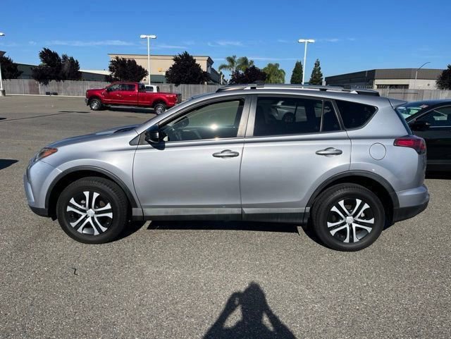 Used 2018 Toyota RAV4 LE w/ All Weather Liner Package FWD image 8