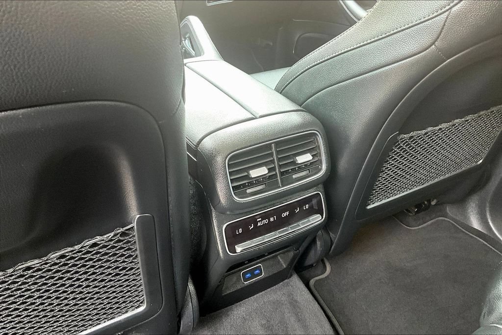 Used 2024 Mercedes-Benz GLS 450 4MATIC image 31