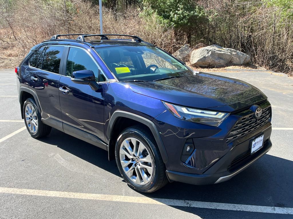 Used 2022 Toyota RAV4 Limited image 7
