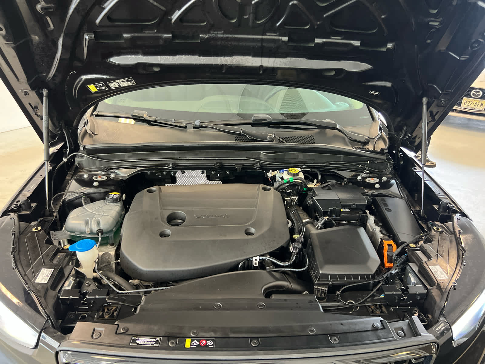 Used 2023 Volvo XC40 B5 Plus w/ Climate Package AWD/4WD image 22