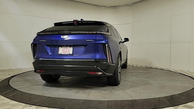 Certified 2024 Cadillac Lyriq Luxury image 6