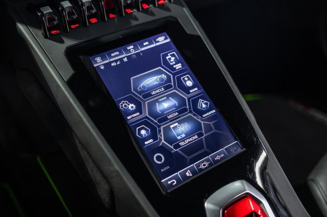 Used 2021 Lamborghini Huracan EVO RWD image 44