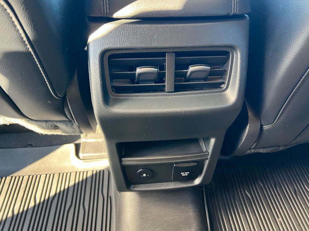 Used 2023 Ford Edge SEL w/ Convenience Package image 21