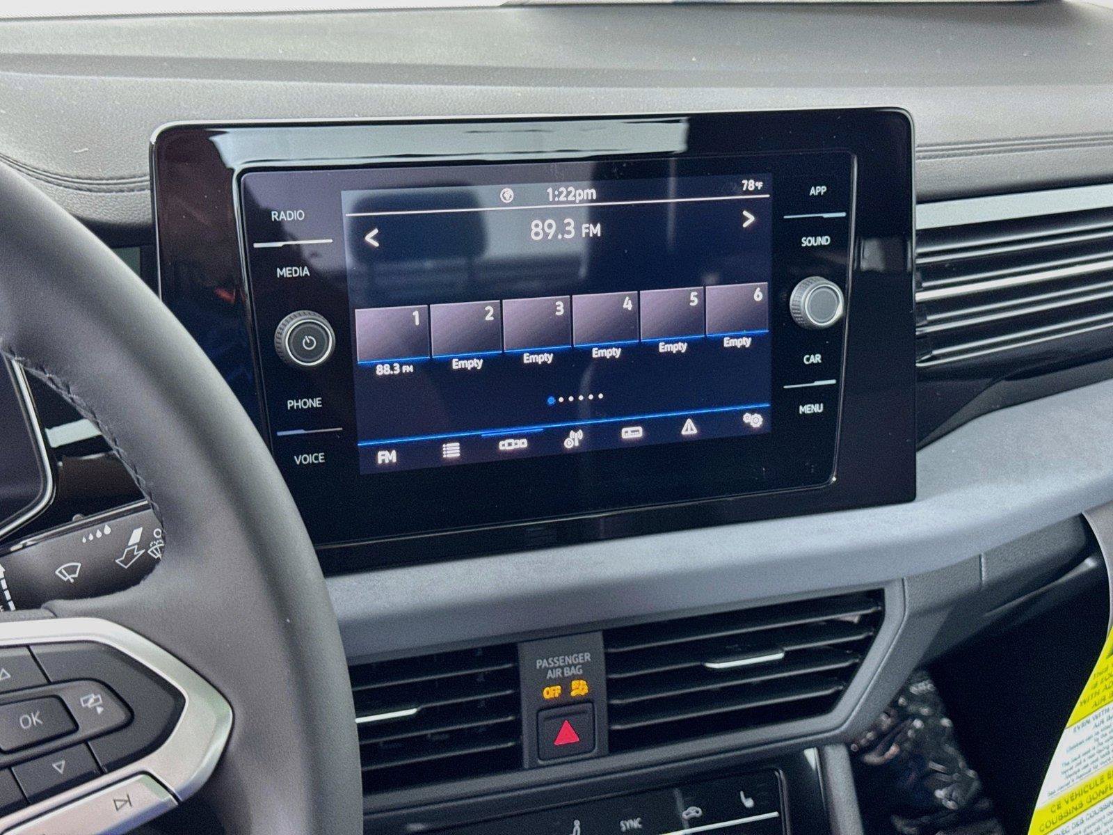 New 2027 Volkswagen Jetta SE FWD image 14