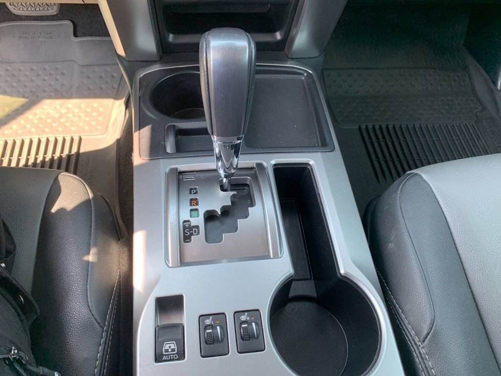 Used 2023 Toyota 4Runner SR5 Premium w/ Moonroof Package RWD image 27