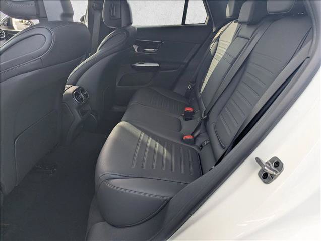 Used 2026 Mercedes-Benz GLC 300 4MATIC image 13