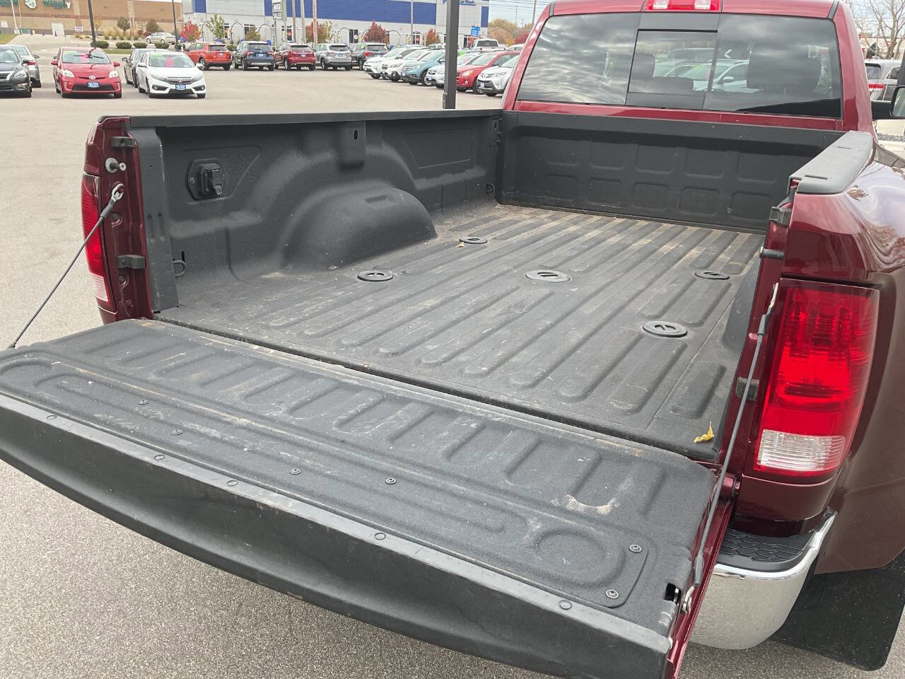 Used 2018 RAM 3500 SLT image 42