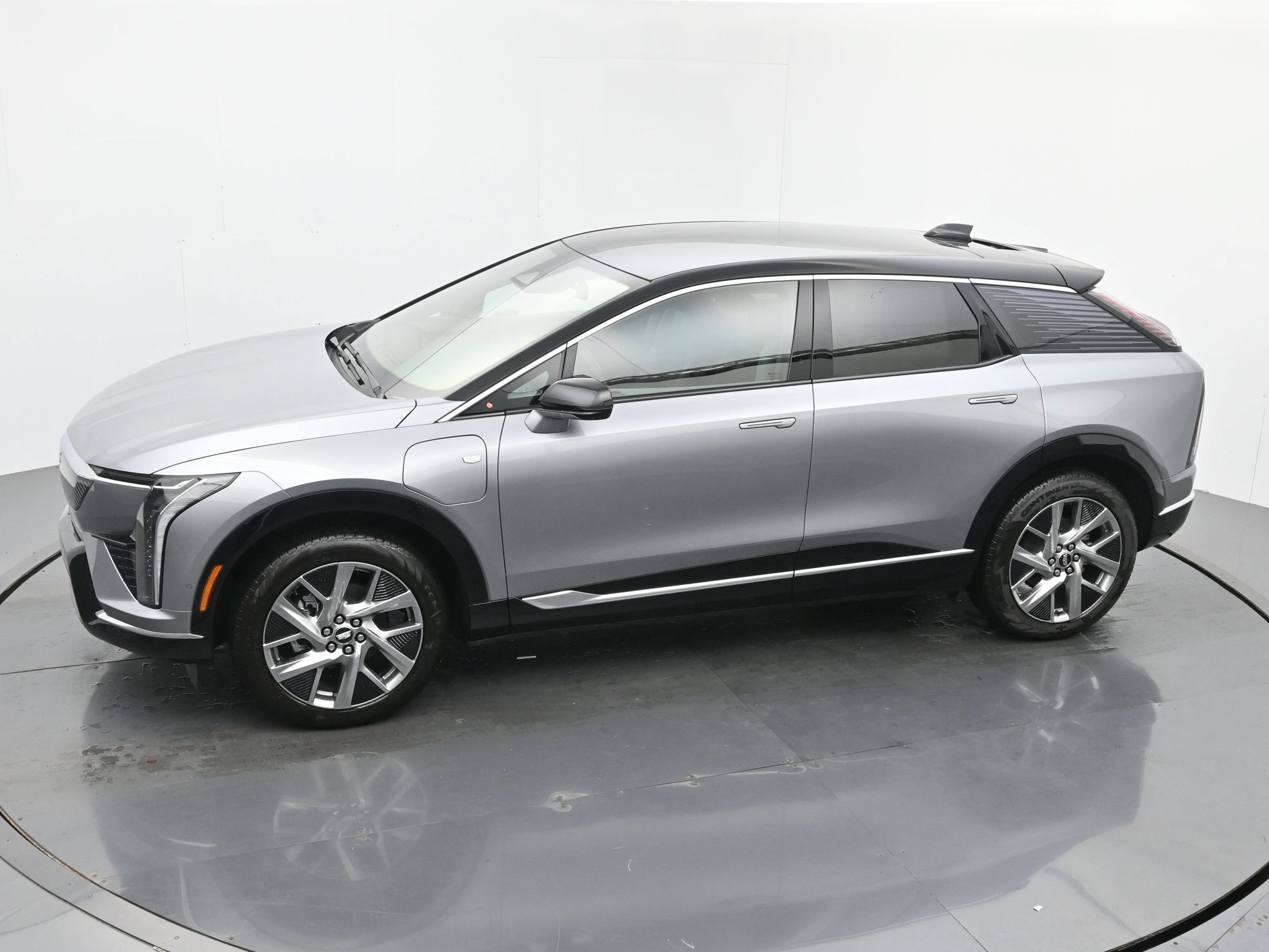 New 2026 Cadillac Optiq Luxury 1 AWD/4WD image 24