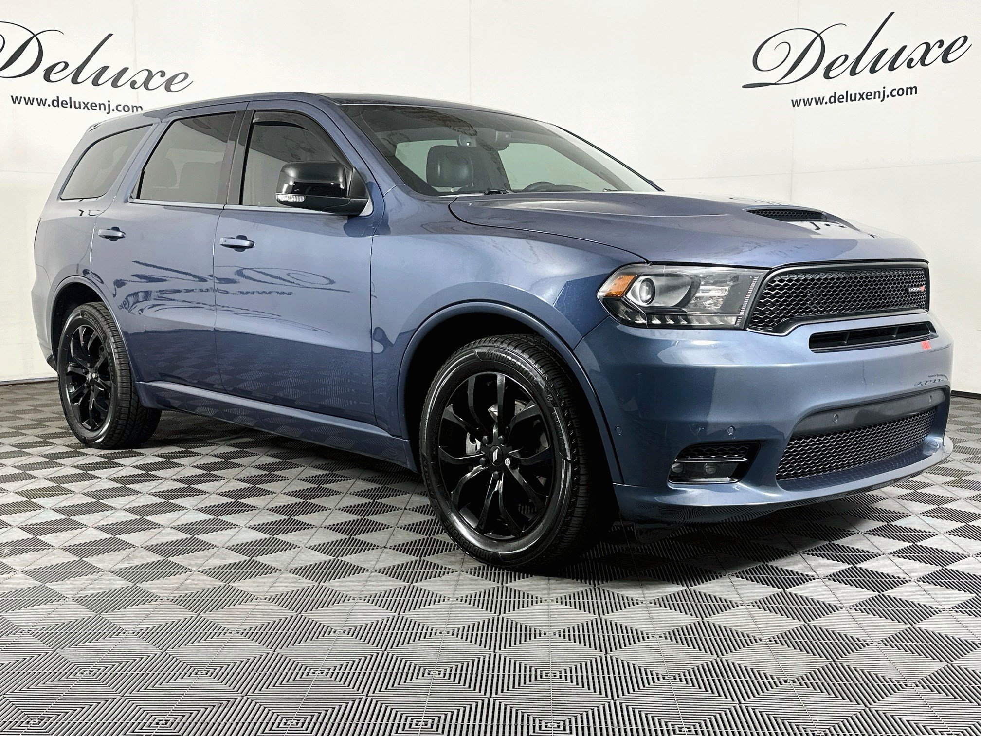Used 2019 Dodge Durango R/T w/ Blacktop Package AWD/4WD image 1