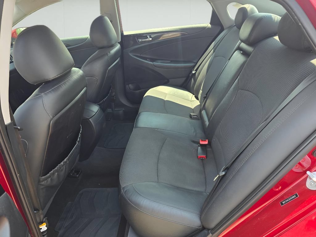 Used 2014 Hyundai Sonata SE FWD image 11