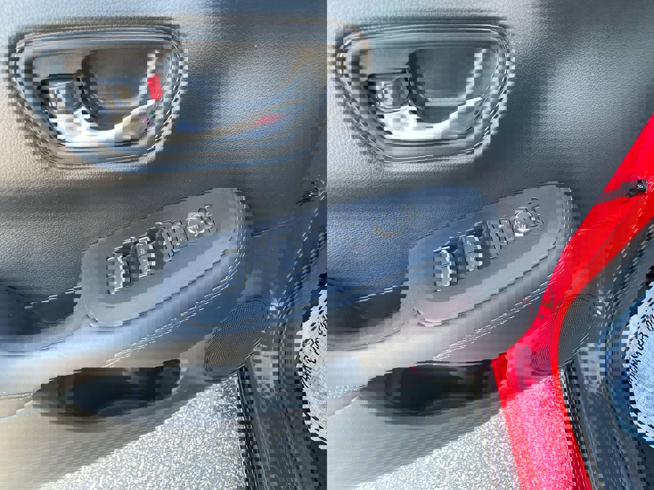 Used 2024 Honda HR-V EX-L image 14