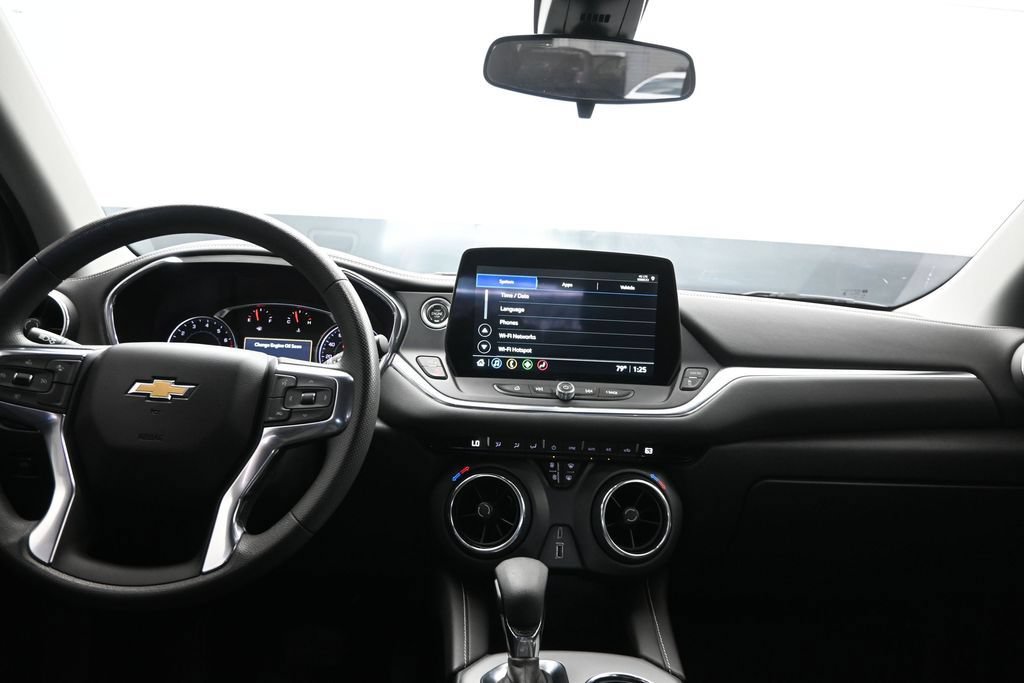 Used 2023 Chevrolet Blazer LT w/ Midnight/Sport Edition FWD image 19