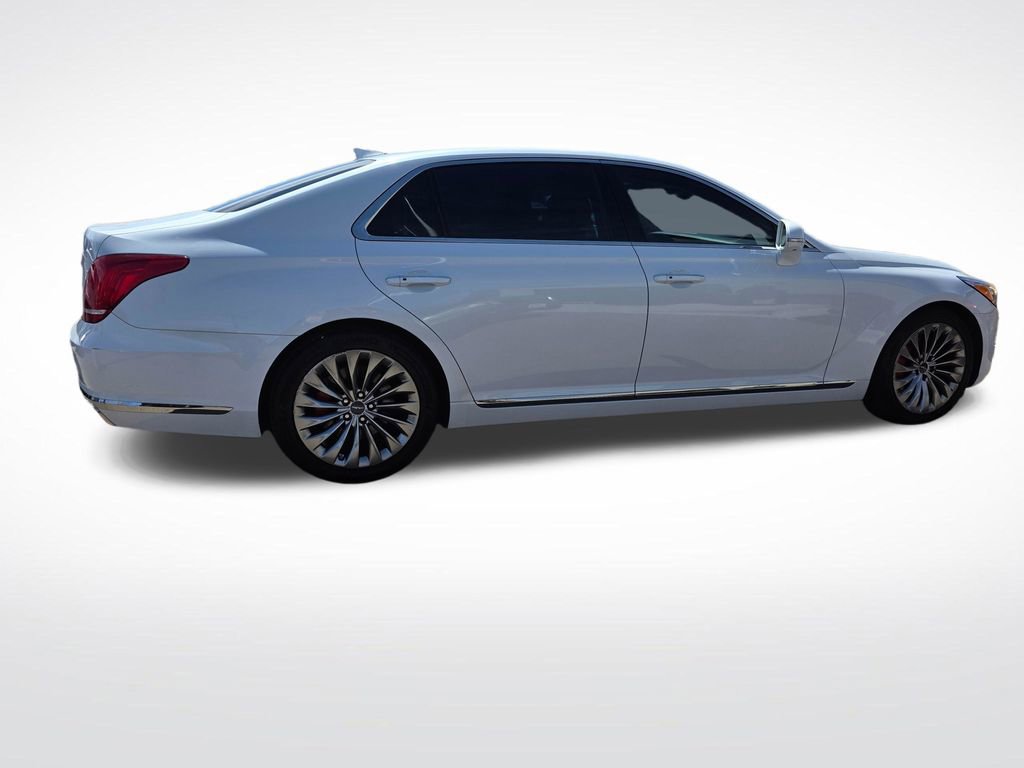 Used 2017 Genesis G90 3.3T Premium image 4