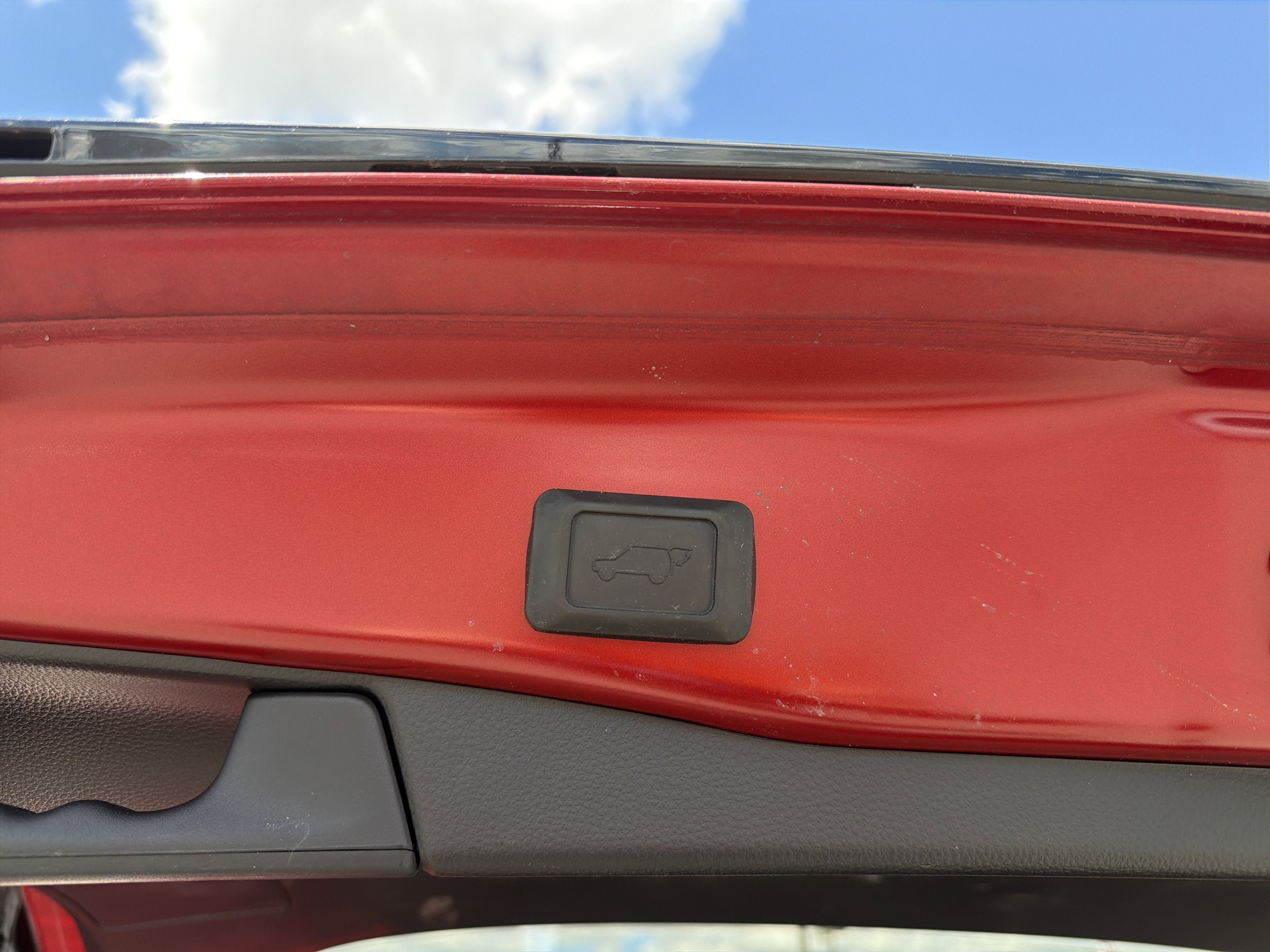 Used 2023 Toyota RAV4 XSE w/ Weather Package AWD/4WD image 28