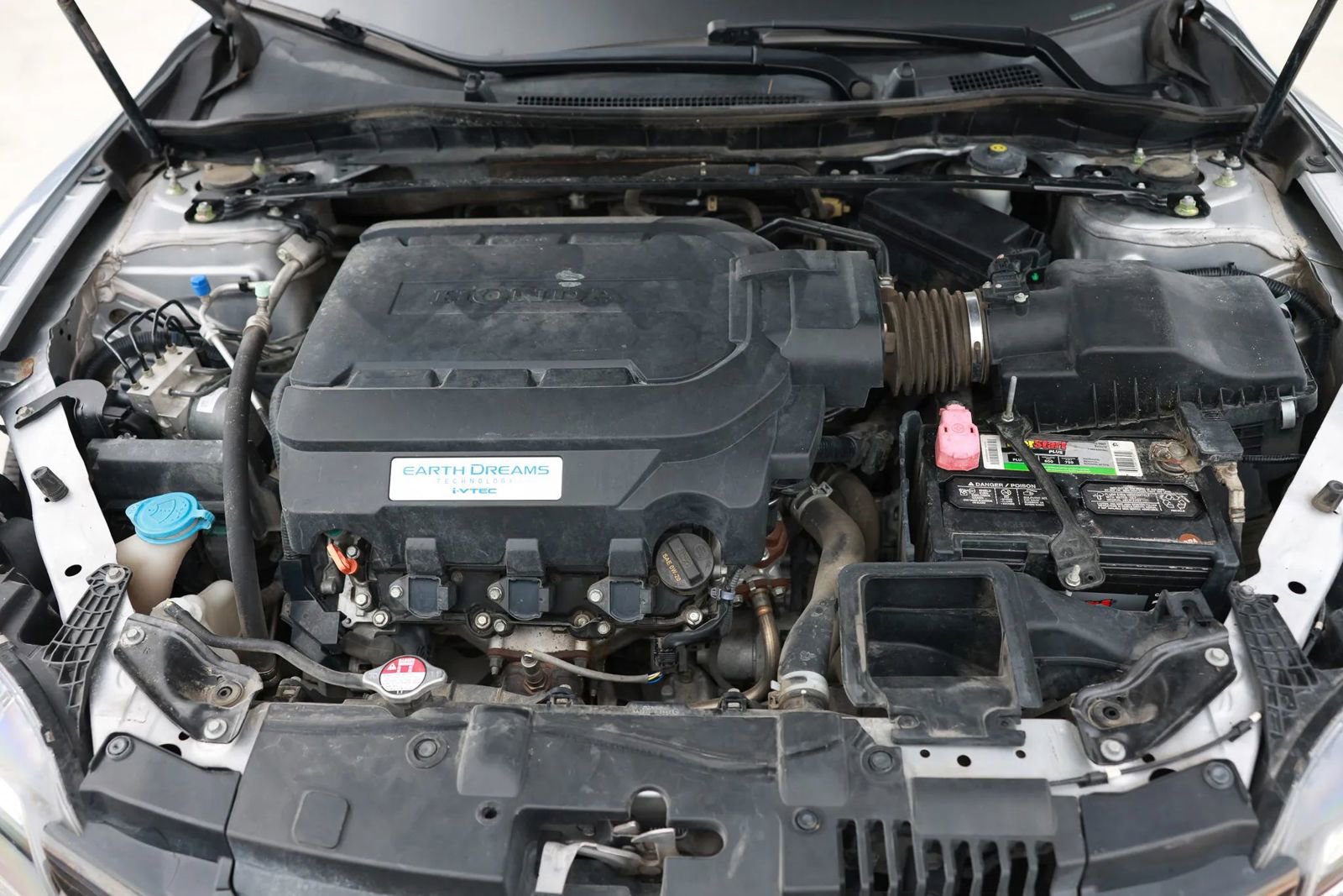 Used 2016 Honda Accord Touring image 47