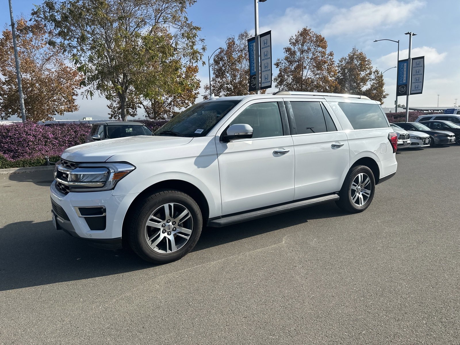 Used 2024 Ford Expedition Max Limited image 5