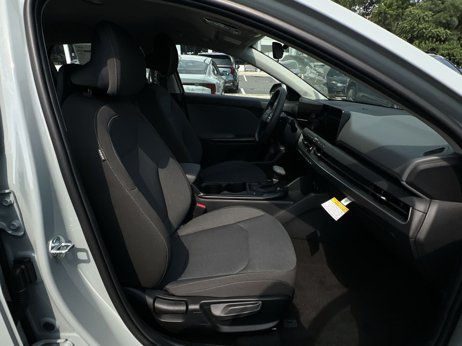 New 2026 Kia K4 FWD image 30