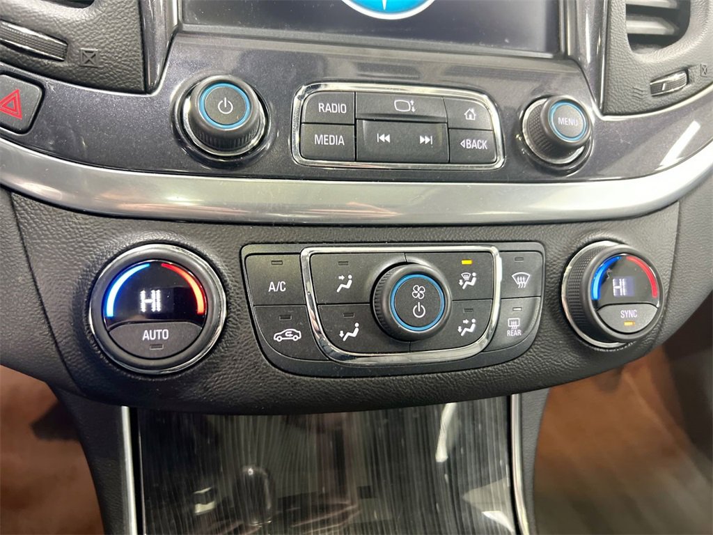 Used 2019 Chevrolet Impala LT image 16