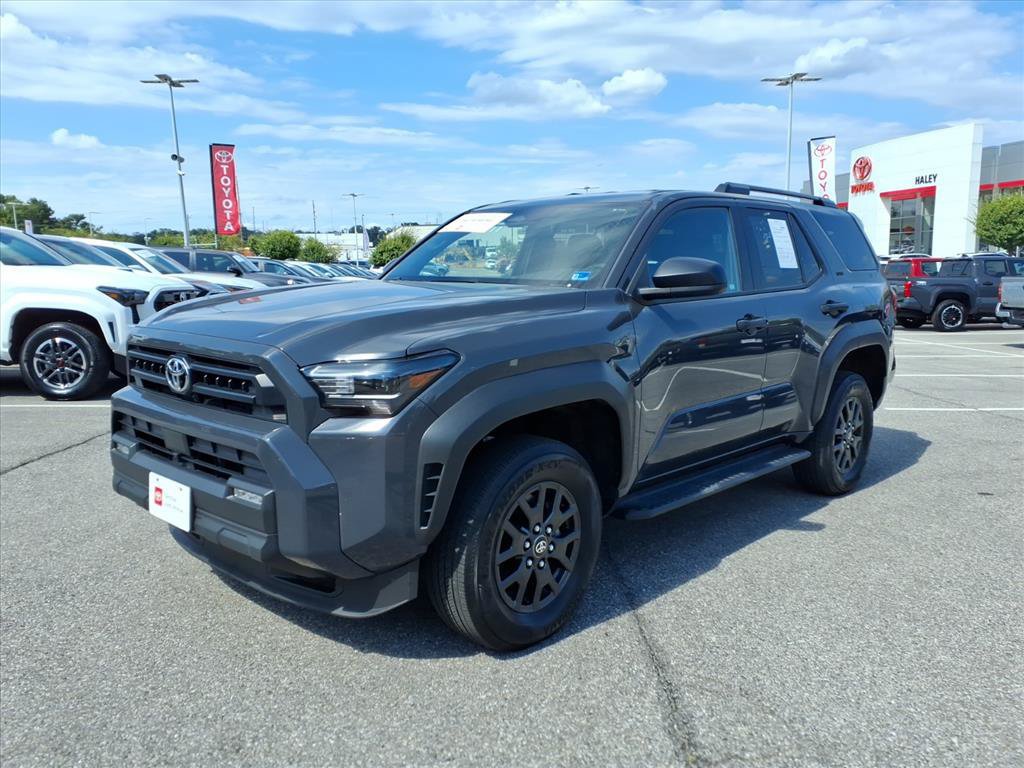 Certified 2025 Toyota 4Runner SR5 AWD/4WD image 9