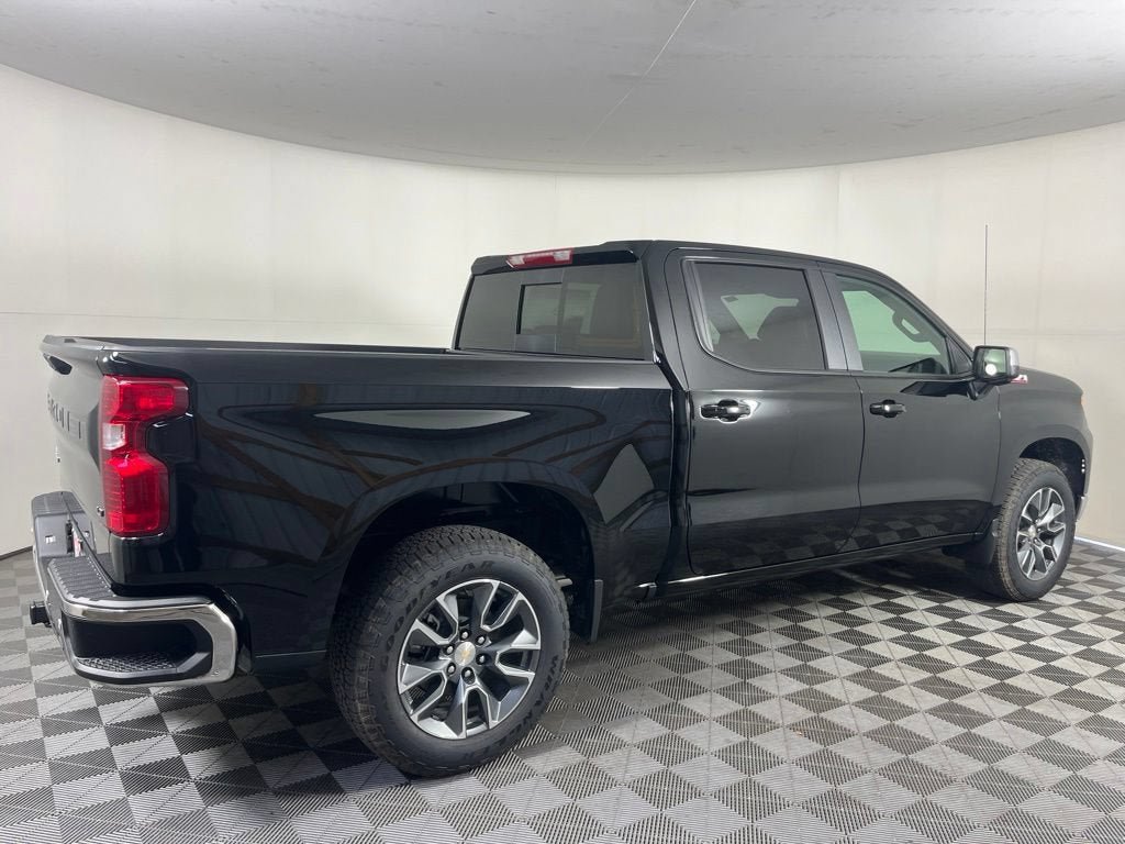 New 2026 Chevrolet Silverado 1500 LT w/ All Star Edition Plus AWD/4WD image 2
