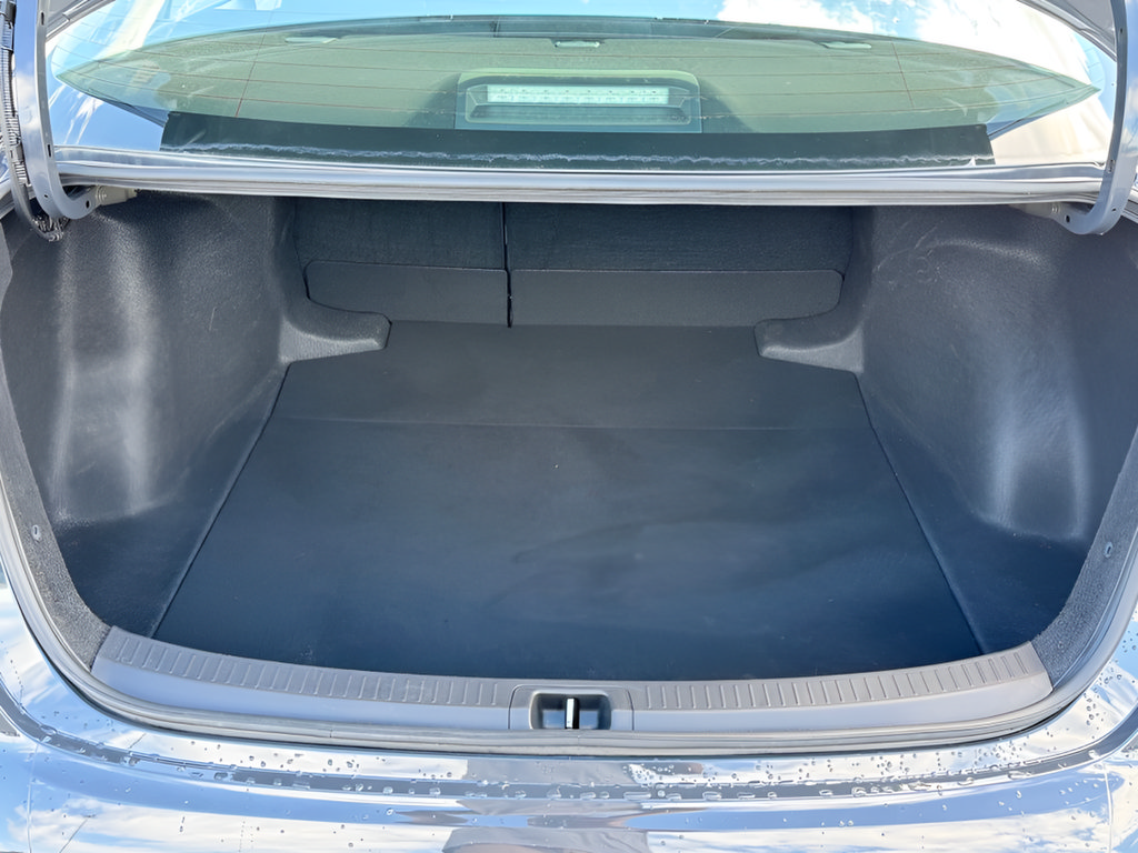 Used 2023 Toyota Corolla LE FWD image 18