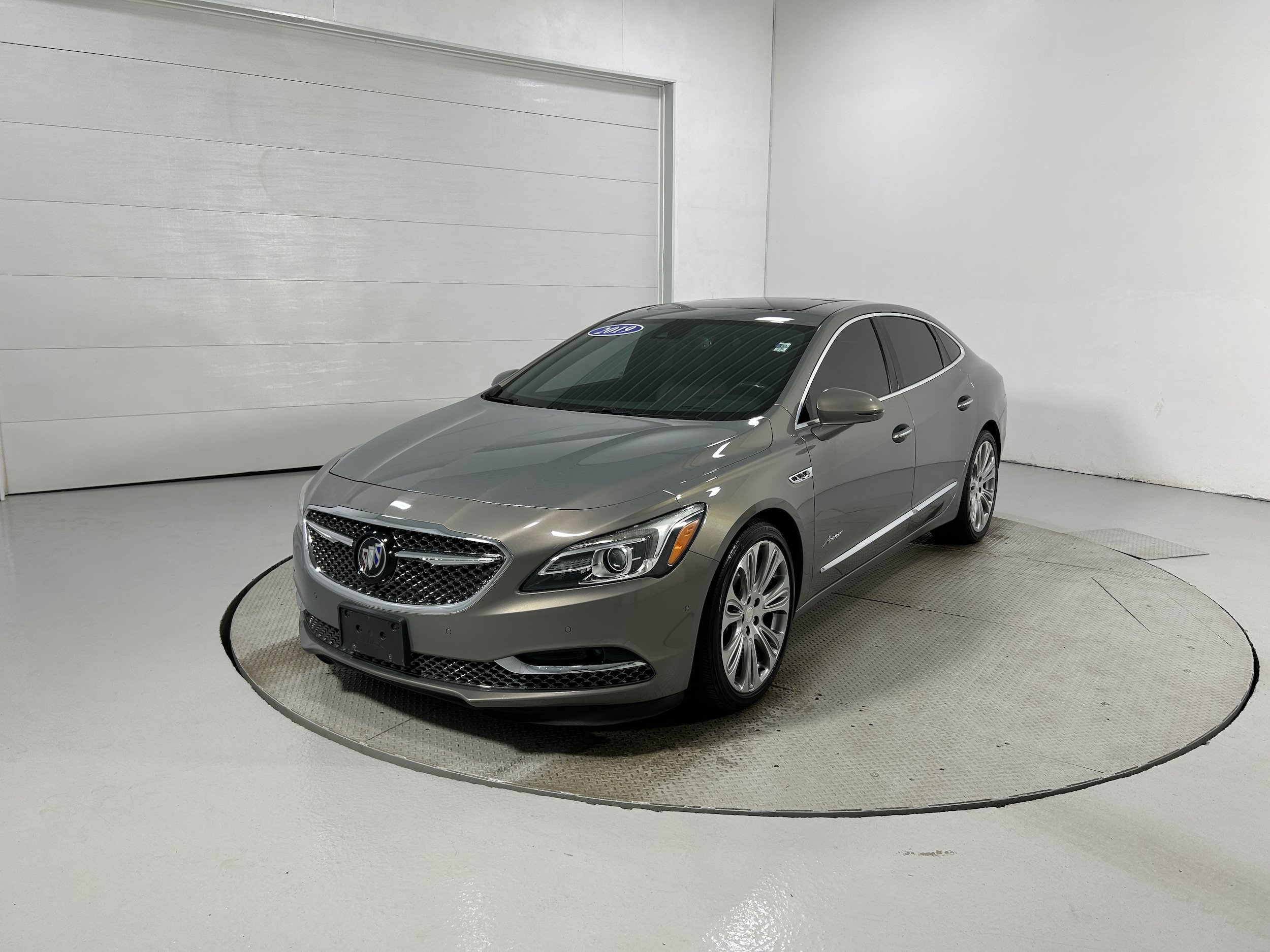 Used 2019 Buick LaCrosse Avenir w/ Driver Confidence Package II AWD/4WD image 18