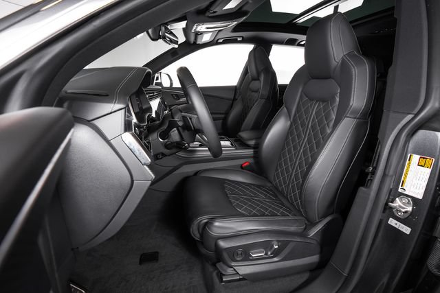 Used 2024 Audi SQ8 Prestige AWD/4WD image 16