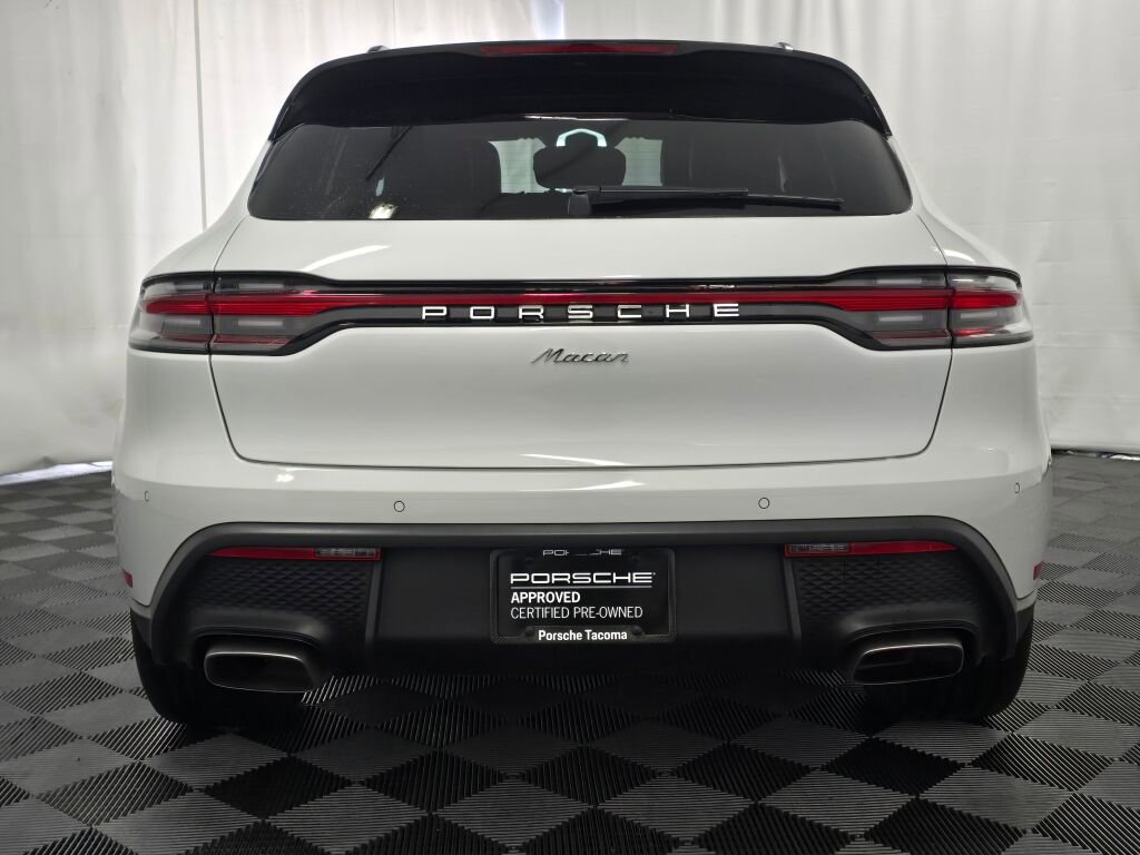 Certified 2025 Porsche Macan image 6