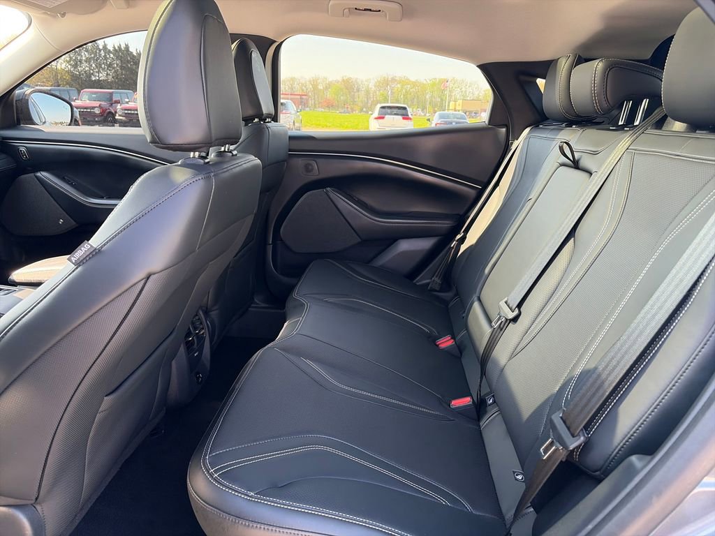 Used 2023 Ford Mustang Mach-E Premium AWD/4WD image 29