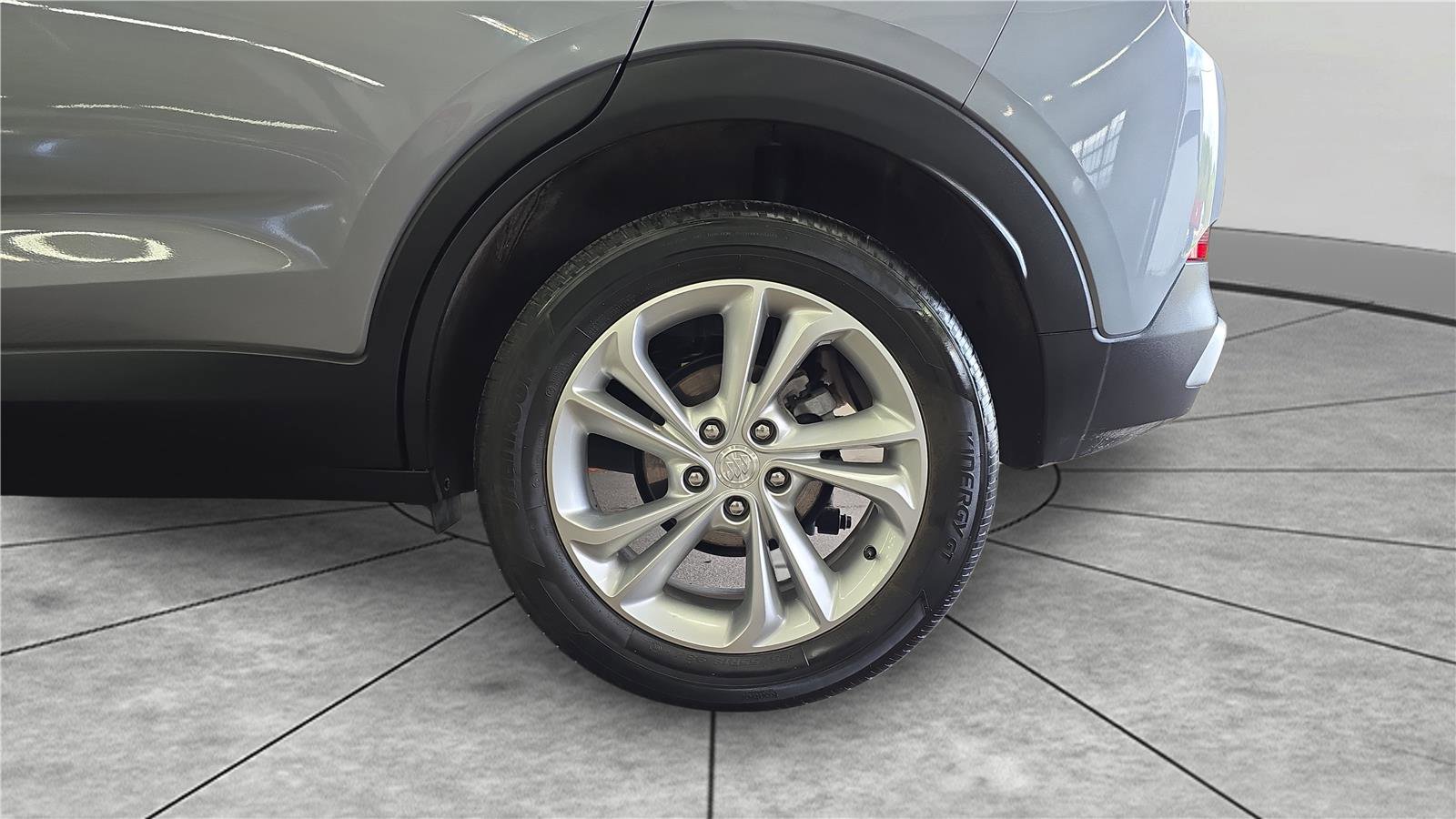 Used 2023 Buick Encore GX Preferred w/ Cold Weather Comfort Package AWD/4WD image 29