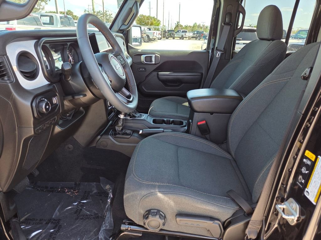 Used 2024 Jeep Wrangler Unlimited Sport AWD/4WD image 22