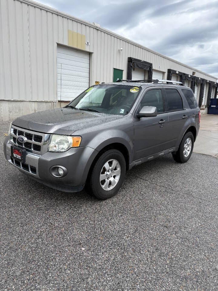 Used 2011 Ford Escape Limited AWD/4WD image 2