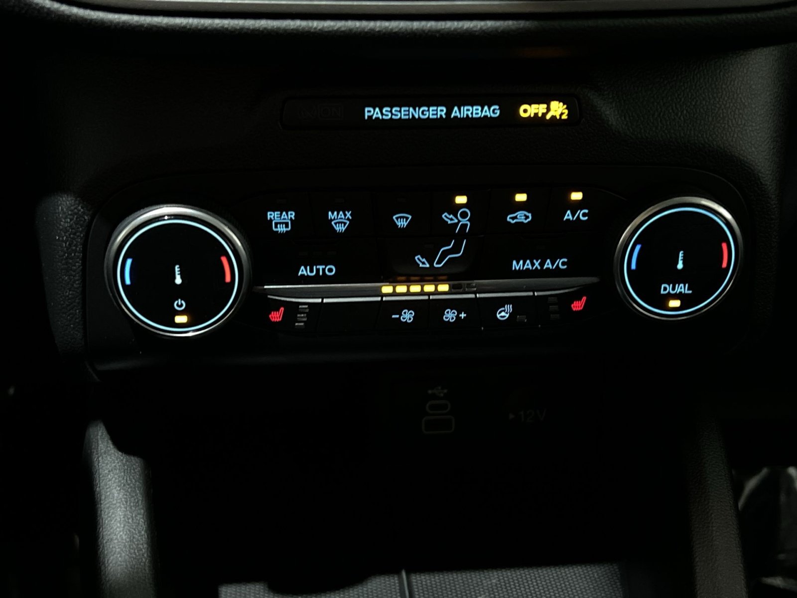 Used 2024 Ford Escape Active w/ Cold Weather Package FWD image 24