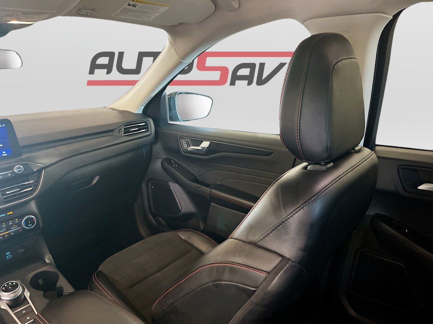 Used 2022 Ford Escape SEL w/ SEL Stealth AWD Package image 23