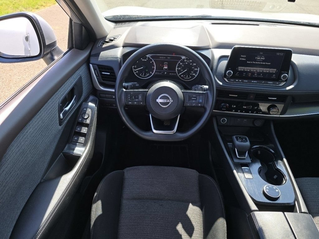 Used 2023 Nissan Rogue SV AWD/4WD image 23