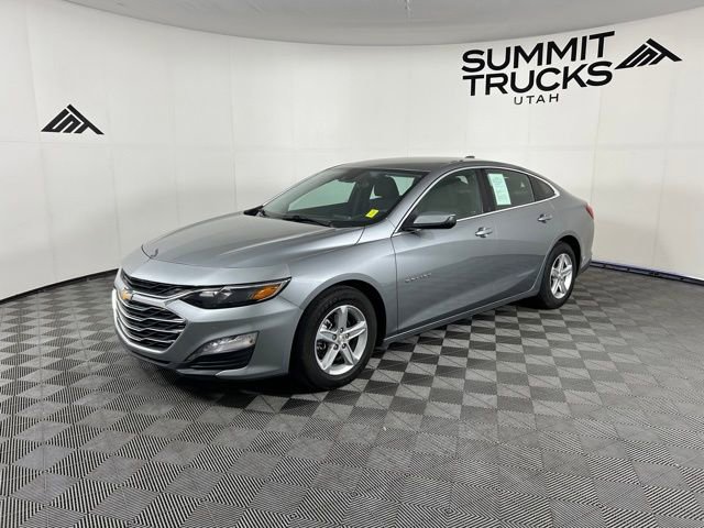 Used 2024 Chevrolet Malibu LT FWD image 2
