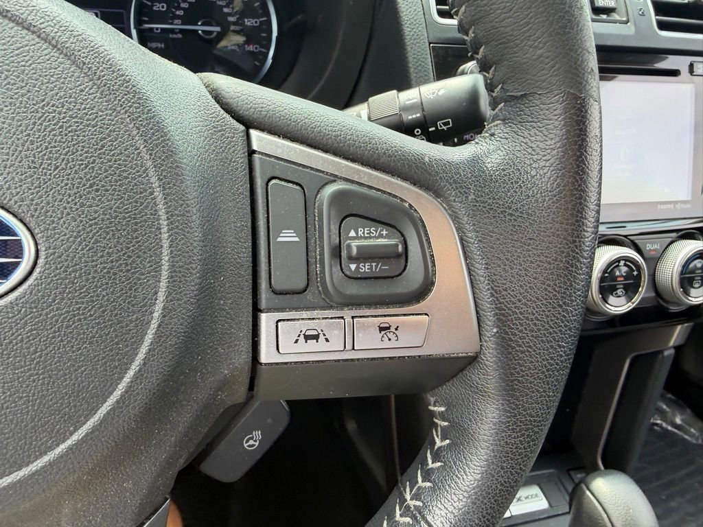 Used 2017 Subaru Forester 2.5i Touring AWD/4WD image 31