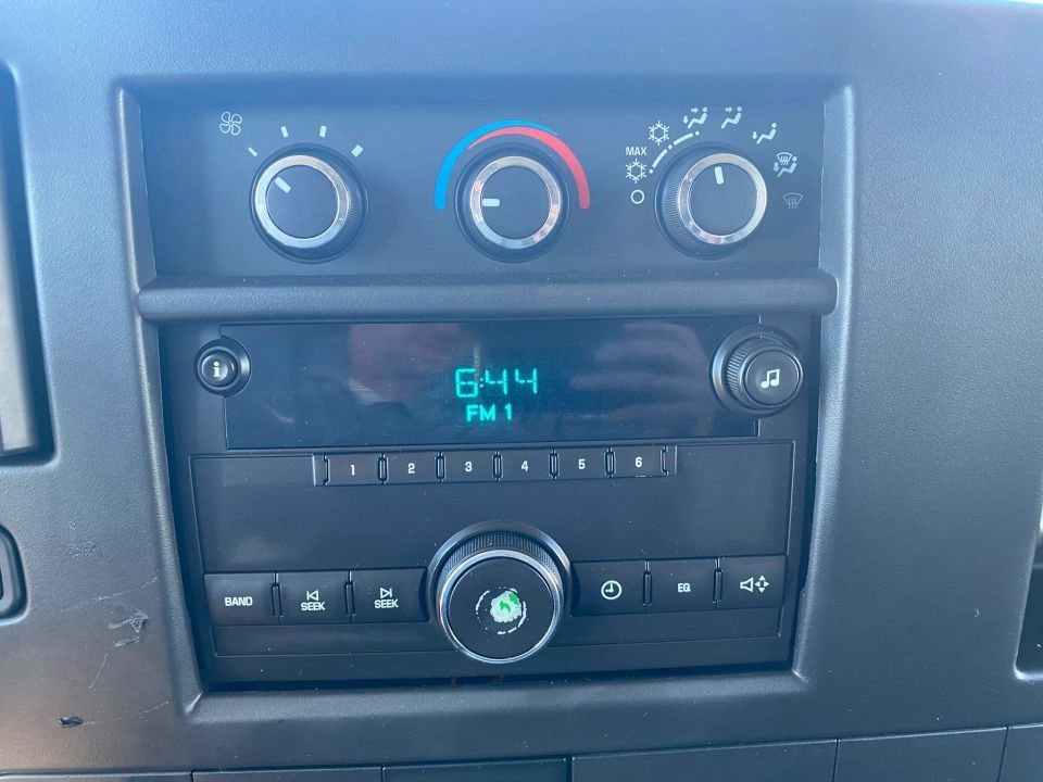 Used 2012 Chevrolet Express 2500 w/ Cold Climate Package image 17