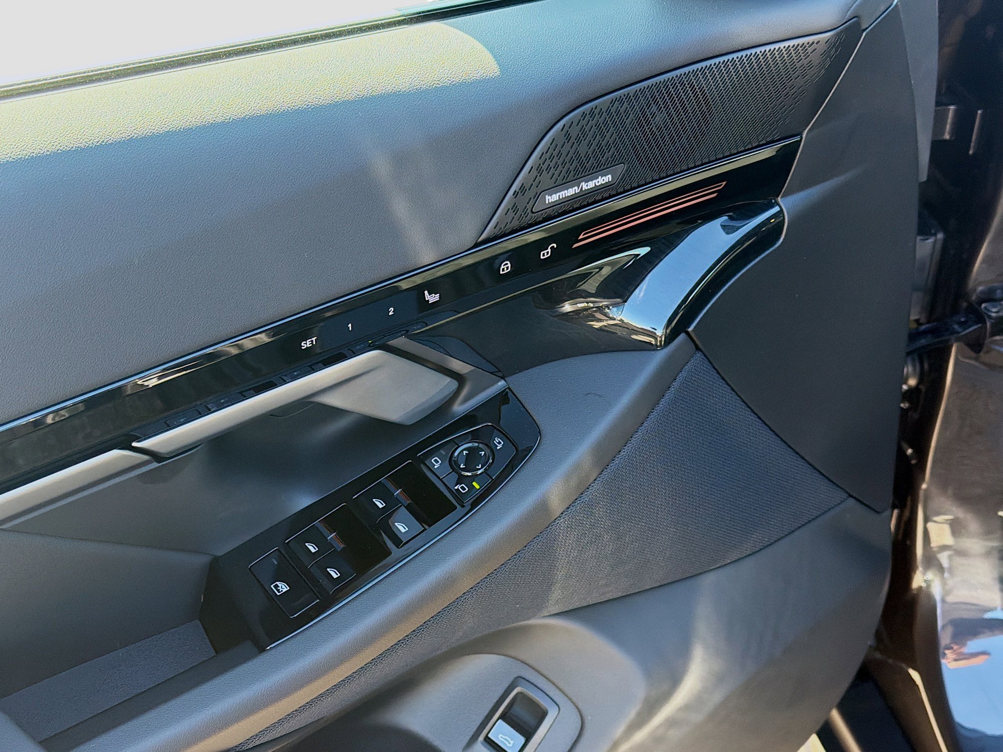 New 2026 BMW 530i w/ Convenience Package image 23